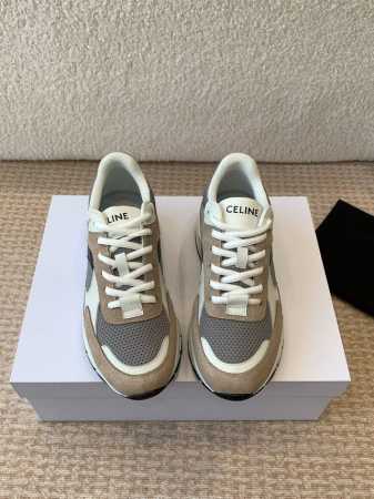 CELINE思琳赛琳CELINE RUNNER CR-03运动鞋 鞋舌和鞋后帮饰有CELINE标志运动鞋侧面凹印CR-03字样鞋后帮和侧面压印CELINE标志厚 - 点击图像关闭