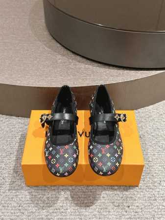 高版本出厂 P420 Louis Vuitton Ss25 New Arrival Lv驴牌春夏系列玛丽珍平底鞋单鞋新品 简约精致，高级感满满，尽显优雅气质～上 - 点击图像关闭