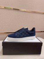 新款单鞋 古奇 鞋面进口牛皮官网1:1面料 内里进口羊皮内里 原版大底开模 每一位男士的身份衬托 上脚大气稳重高端定制专柜原版复刻不管风吹雨打鞋楦不变 经得起时