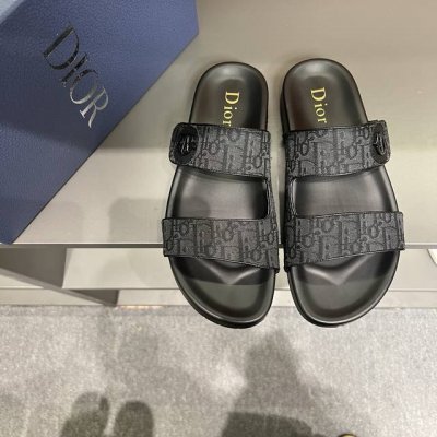 码数38-45 Dior迪奥 最新款H-Town 系列 Oblique 厚底 拖鞋 凉鞋 原版购入开发 做货 这款 Dior H-Town 凉鞋致敬运动风格经典
