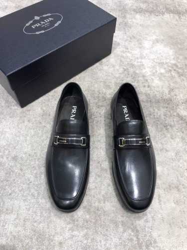 prada普拉达高端男士精品休闲皮鞋 鞋面进口牛皮 开边珠 手工擦色 水染牛皮内里 真皮大底 完美细节无可挑剔 标准码39-44 38.45定做不退不换