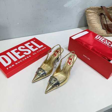 高品质出厂 ！小众潮牌顶级品质！Diesel25春夏最新高跟尖头后空凉鞋！ 又酷又飒的很难拒绝啊 搭配阔腿裤露出鞋尖，一整个狂拽酷炫住了 辣妹必备款 姐妹们冲啊 - 点击图像关闭