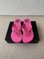chromehearts 克罗心 25Ss 今夏最流行的懒厚底人拖鞋，韩版潮流夏季时尚 高端大气上档次外，更适合懒人族们，一脚蹬就穿好了，都不用动下手，方便快捷