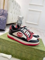 35 40 38 44Gucci 休闲鞋 早春爆款推荐，原版鞋底、原版面料、原版套楦工艺一比一折骨复刻！重工刺绣追求极致！ 面料：意大利进口头层牛皮 内里：原版