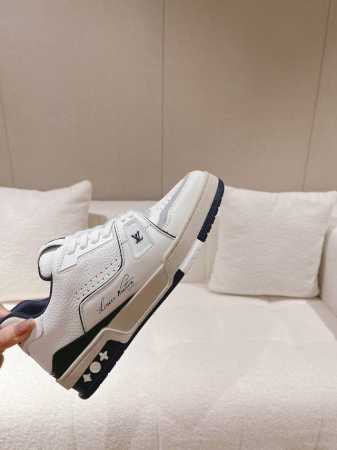 p直销 女鞋 女装 顶级版本 Lv Trainer 篮球系列运动鞋 原版1:1拆解 官网限定款复古篮球运动鞋 高帮低帮均花血本购入原版1:1精准复刻 所有细节都 - 点击图像关闭