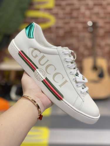 橙子出厂价 印花款 Gucci 古驰 经典爆款 小蜜蜂小白鞋 百搭休闲鞋板鞋 情侣款 码数：34-45