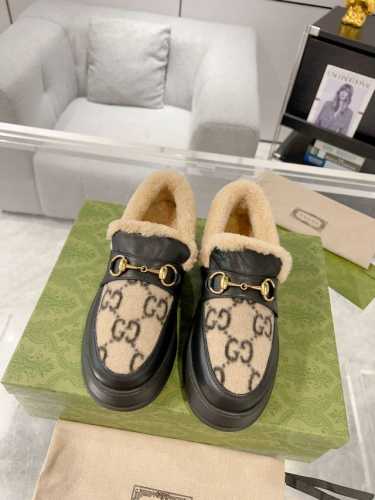 Gucci 23ss 羊毛雪地靴终于来了 专柜同步 秋冬必备的单品提花面料logo头层牛皮 进口羊羔毛内里 防滑TUP大底 码数：35-41 41定做退换