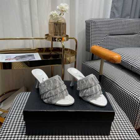 Alexander Wang 大王美艳新系 ......ss24 一双女汉子都拒绝不了的单品 ...... 真心太太太太太太美了 蹬上它,有什么Party拿不下 - 点击图像关闭