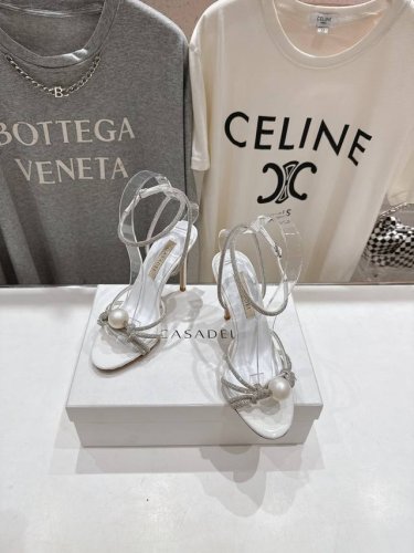 高版本出厂 Casadei 卡桑帝 2025 Ss 夏季新品水晶钻高跟鞋凉鞋 f W25最性感鞋子 Casadei 亮相米兰时装周 绝美高跟鞋 独家品牌辨识度的