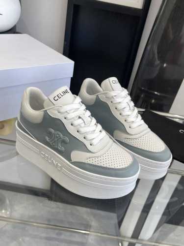 CELINE 赛琳 25ss最新 Block系列 系带 厚底女款 休闲运动鞋TRIOMPHE 皮革贴饰，瞬间给这款 BLOCK 运动鞋注入了清新柔美的魅力，爱了