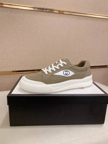 工厂p价 Gucci 古奇 顶级新款专柜同步发售 鞋面意大利进口防水布料 全进口真皮内里 完全1比1复刻 鞋底 原厂特供原版底 独家活动成型底超级舒适 原厂跟单