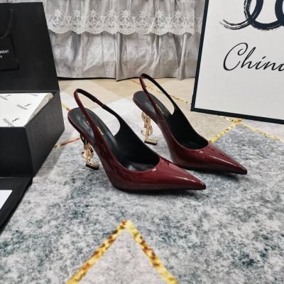 上新 Ysl 顶级高版本 官网同步新款Logo字母跟高跟凉鞋 细节处理完美 垫脚羊皮 质感细腻 aaa级意大利黑色真皮大底 极致完美复刻 1鞋面 进口牛漆皮 2