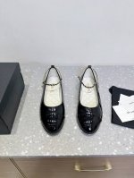 Chanel 小香 25Ss春夏新款 链条 芭蕾舞鞋 单鞋 鞋头电绣双C 玛丽珍 宛如女神脖子上的项链 上脚包裹性非常好 上脚跟显瘦 真的是超级精致 复古的玛丽