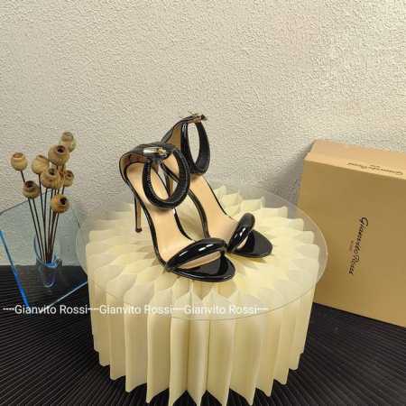 顶级版本： 漆皮款 吉安维托 罗西 Gianvito Rossi Eiko Stiletto，轻松移动。这款 胖胖高跟凉鞋 秉承了其传统意大利工艺，专注精巧细节 - 点击图像关闭