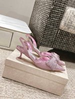 Jimmy Choo吉米周 25 Verity Sandal 最新蝴蝶结猫跟 凉鞋 同步专柜 主打精致 舒适度休闲 甜美 无解风都轻松满足 Blingbling