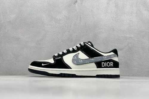 400 現貨 终端放店 Xc版 Nike Sb Dunk Low X Dior 白灰小钩满天星 纯原大厂出品 极力推荐 原装头层材料 独家版型蒸餾加工 帶來的是