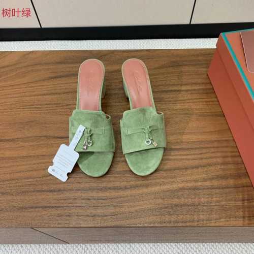 Loro Piana 羊京中跟拖鞋。鞋面羊京，羊皮内里及垫脚。真皮中底，真皮包跟。进口真皮大底，跟高8cm。码数：34-42 34、40、41、42定制不退换