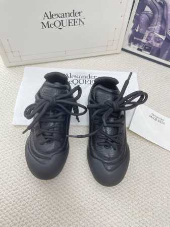ALEXANDER MCQUEEN 亚历山大 麦昆 24ss 秋冬最新 Flexion系列 情侣款 复古 休闲 运动鞋 原版购入开发 做货 这款Flexion - 点击图像关闭