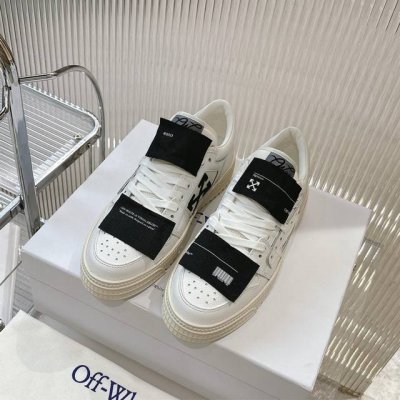 off-White2025年早春新款， Off-White是这几年流行的时尚潮流， 原数据打造的一双见一眼就想拥有的美鞋 鞋面:头层牛皮 内里:牛皮 大底:橡胶