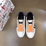 元新款Dolce＆Gabbana 顶级原单DG重工系列，进口原版防水帆布，撞色设计超好看，精致奢华，超A级别！版型对比专柜正品，丝毫不差！size：38-46