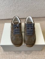Brunello Cucinelli 25ss最新 Bc 系带 休闲鞋 鞋面进口麂皮 内里进口 羊皮里 0.5mm圆形冲孔设计 透气不闷脚 独家开模TPU大底
