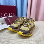 510 顶级版本 Gucci古驰 最新爆款 情侣款 休闲 运动 老爹鞋 跑鞋 原版购入开发 做货 古驰最新款超轻慢跑鞋 又是时尚神器一枚 完美融入生活，轻盈舒适