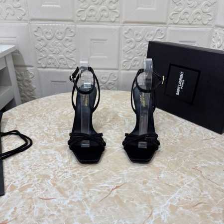 YSL.顶级版本.高品质. 配置全套包装2025新款 官网同步 1:1开模 真丝烫钻工艺凉鞋鞋面：真丝内里：羊皮跟高: 10.5cm大底：A级原版黑色真皮大底 - 点击图像关闭