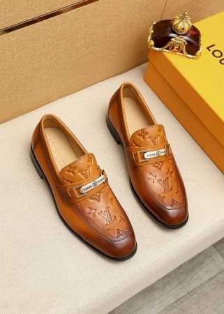 商品商标：Louis Vuitton 路易威登 休闲皮鞋 正码码数 38-44 45.46.47订制 商品材料：精选 进口头层牛皮压花鞋面+奢华五金扣，进口头层 - 点击图像关闭