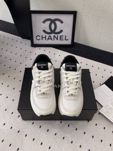 男码+10 Chanel经典款情侣运动鞋 专柜正品级版本 New York系列运动款 全新的埃及系列 最火的一组运动款 超轻的脚感 多种特殊材质的拼接专柜特别火