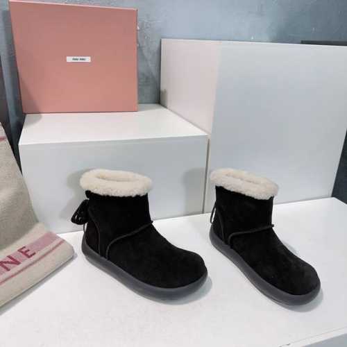 高品质出厂 ！顶级品质MiuMiu 谬谬 24ss秋冬最新羊毛款保暖雪地靴圆头简易短靴！蠢萌蠢萌的可爱到爆 Miu家冬季保暖雪地靴 果然没让人失望， 一眼就被吸