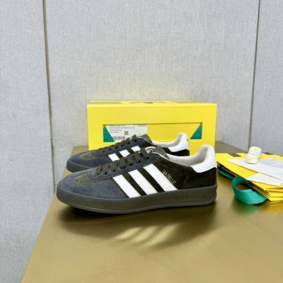 冲量价: 男+10 重磅联名 Adidas｜Gucci三叶草Logo与标志性三条杆为设计元素将其与独属于的Gucci 双方选择Adidas Originals经