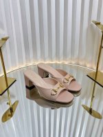 Gucci古驰2025款女士互扣式双G女士马衔扣凉拖鞋火爆全网100周年秀场大爆款经典之作无原版不开发购买原版一比一完美复刻 面料：原版羊皮 内里：原版羊皮内里