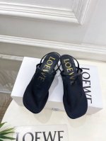 loewe 罗意威 2025春夏新品 冰丝网小猫跟半拖鞋 loewe作为这两年最受欢迎的设计师牌 设计简单 细节巧妙 清新脱俗 不想满大街撞款的可以看看这个品牌