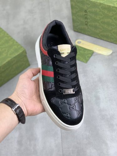 工厂p价p 实价 古奇Gucci 官网最新款休闲时尚男鞋 爆款版型简洁大气 潮男专属.独有的官网最新品牌双G素元素古奇原版装饰 时尚又大方 面料原版磨砂小牛皮全