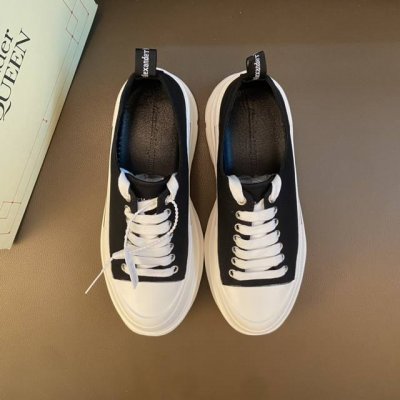 工厂价： 情侣 全套包装 高品质 定制迪士尼联乘disney X Alexander Mcqueen Sole Sneakers亚历山大 麦昆 欧美大师设计简洁