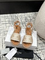 顶级版本 Celine 赛琳 24 春夏最新款复古凯旋门时髦凉鞋 夏天搭配袜子 简直绝绝子了复古的点上带上了满分时髦感颜值 绝原版购入开发 依旧最高输出还原 面