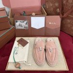 代购级别 P470 Loro Piana* Fw24经典乐福鞋休闲鞋 诺悠翩雅Lp奢华品牌 低调富人的不二选择！ 简约高级 低调奢华 随性好穿，舒适度满分 莞产