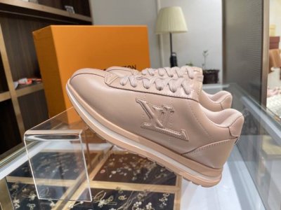 lv 路易威登 2025 2025秋冬新款 原版一致 最新款面包休闲鞋 硬货上新 代购级别 高级感十足 国内外博主刷爆的一款 复古又时髦 上脚美炸了 穿上满满的