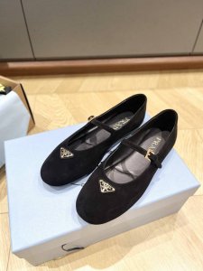 代购级版本 顶P家经典懒人鞋Size35 40