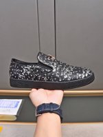 2024新品 商品商标：LV* 路易威* 休闲鞋 正码码数: 38-44 可订做45 商品材料：鞋面牛皮压花材质羊皮里，橡胶耐磨大底。