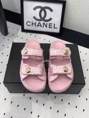 Chanel新款沙滩鞋 高版本出货 上脚舒适超显腿型 夏季出行旅游必备单品 高密度编织鞋面 羊皮垫脚 原版开模大底 Size: 35-39 40 41订做 - 点击图像关闭