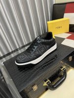 调工厂P价 男装男鞋 运动原单 Fendi 芬迪 男士最新款休闲鞋！专柜同步上市！原版一比一复刻。全进口头层小牛皮制面，内里采用头层水染牛皮，原版原厂特供橡胶大