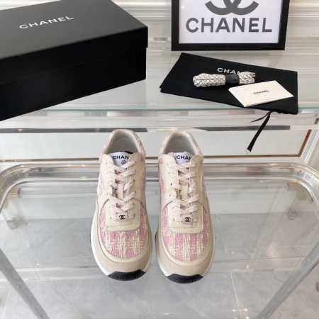 Chanel新款情侣运动鞋 高版本出货 仙女必备款 上脚特别优美 原版定制的妮布材料配麂皮面 原版开模大底 Size：35-40 男码10 - 点击图像关闭