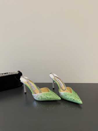 jimmy Choo 最高品质 最新经典钻石链条 渐变烫钻 重工艺水晶半拖鞋单鞋 同步专柜 主打精致 舒适度休闲 甜美 无解风都轻松满足 Blingbling - 点击图像关闭