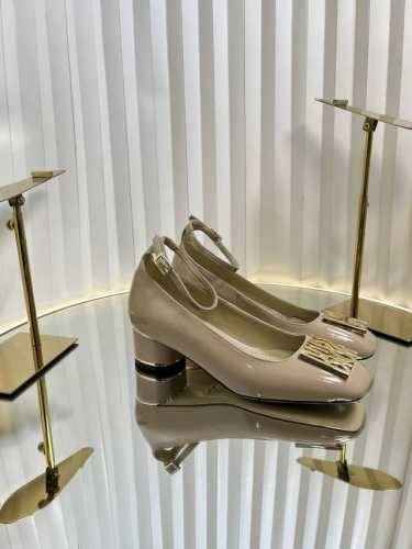 Dior 迪奥 2025秋冬最新时装秀高定系列 MISS DIOR 粗跟方头玛丽珍芭蕾舞女鞋 CD字母logo五金珐琅方扣低跟一圈带中古女单鞋 原版开发顶级高端