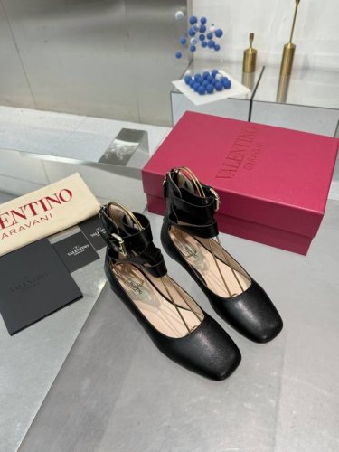 工厂P胶底 皮底 2025最新顶级包装配套，春夏秋冬百搭靓品 全球最火爆系列玛丽珍鞋 独家私模开发，历经数月反复调试，品质不将就！ 质感超好，百搭好穿今年时尚搏