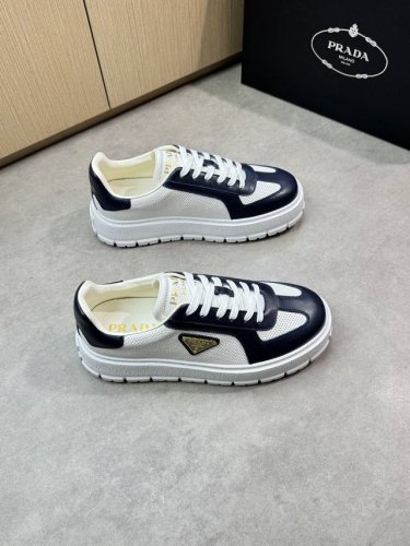 prada 普拉达 -高端品质 原单休闲运动鞋 -鞋面 进口纳帕小牛皮 打孔小牛皮 鞋身车缝品牌金属扣件 鞋舌.后跟 丝印品牌Logo -内里 水染牛皮 -大底