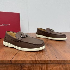 工厂P价 Ferragam菲拉格慕新款男士驾车鞋，一脚蹬百搭软皮乐福鞋清凉来袭！面料采用全进口牛皮，看得见的质感，重工车线，内里本染小牛皮，标配Logo牛皮垫脚