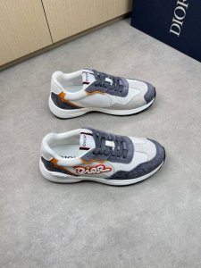 Dior 顶级 -Size ：39-44 38，45定做 2025Ss高端品质 迪奥原单休闲运动鞋 -鞋面：反绒小牛皮、品牌图腾布匹、鞋身车缝品牌塑胶Logo模