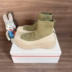 顶级版本Moncler 盟可睐 蒙口 Trailgrip 圆头织物套穿短靴情侣鞋米绿色。 原楦数据开发 面料飞织面组合Eva轻量化缓震材料中底Vibram Me